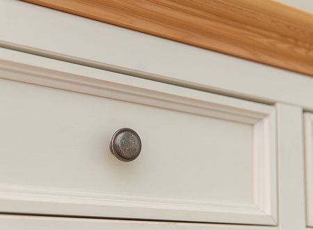 Komoda 4.3 biała - naturalna sosna Belluno Elegante Katmandu PL004B/P